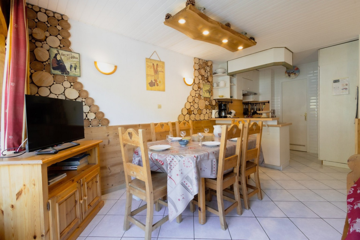 SEJOUR - APPARTEMENT ROYAL NEIGE 22 - VALLOIRE CENTRE SEJOUR - APPARTEMENT ROYAL NEIGE 22 - VALLOIRE CENTRE