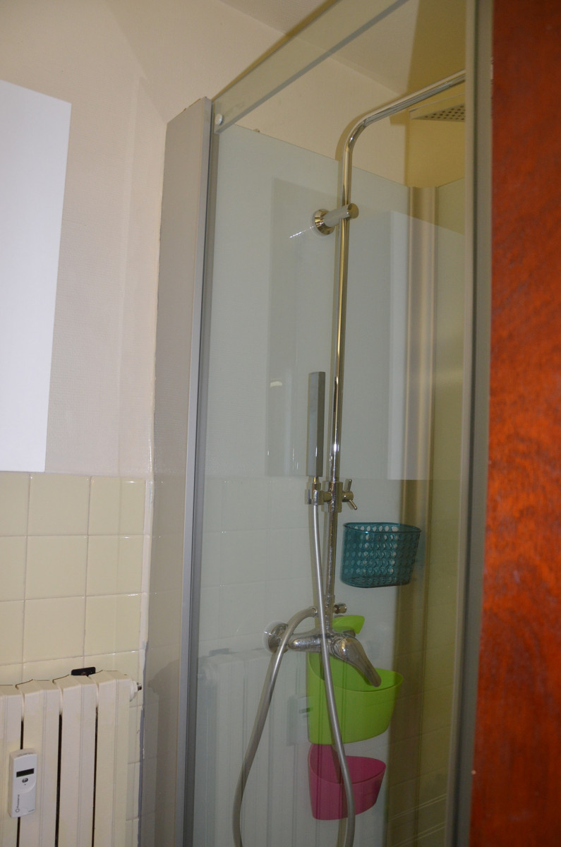 SALLE D'EAU - APPARTEMENT ROYAL NEIGE 20 - VALLOIRE CENTRE SALLE D'EAU - APPARTEMENT ROYAL NEIGE 20 - VALLOIRE CENTRE