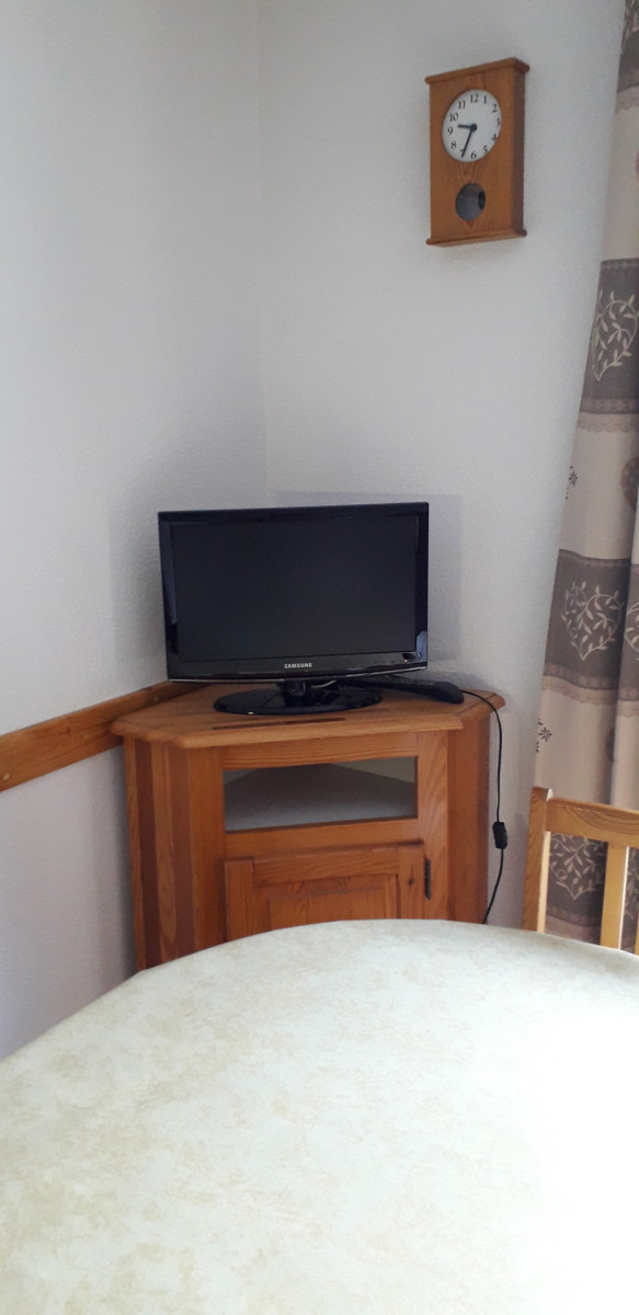 SALON - APPARTEMENT TIGNY 28 - VALLOIRE CENTRE SALON - APPARTEMENT TIGNY 28 - VALLOIRE CENTRE