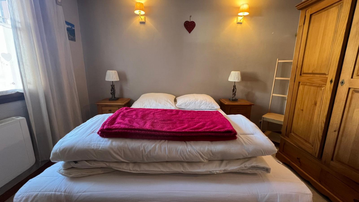 CHAMBRE - APPARTEMENT  TIGNY 9 - VALLOIRE CENTRE