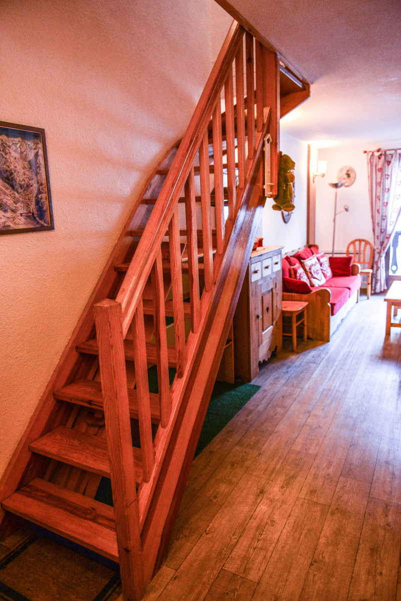 COULOIR - APPARTEMENT TIGNY 36 - VALLOIRE CENTRE COULOIR - APPARTEMENT TIGNY 36 - VALLOIRE CENTRE