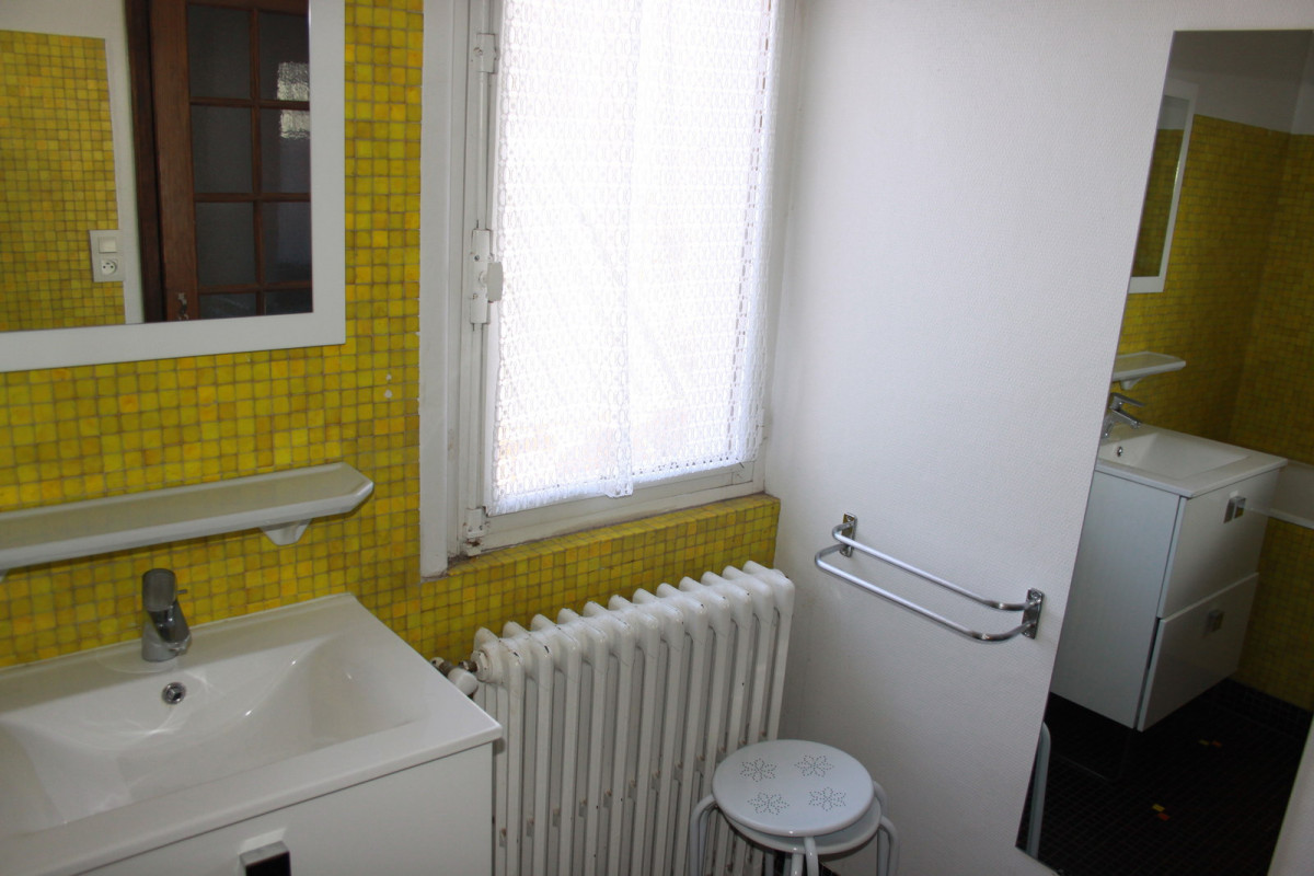 SALLE DE BAINS - APPARTEMENT ICKORY - VALLOIRE CENTRE SALLE DE BAINS - APPARTEMENT ICKORY - VALLOIRE CENTRE