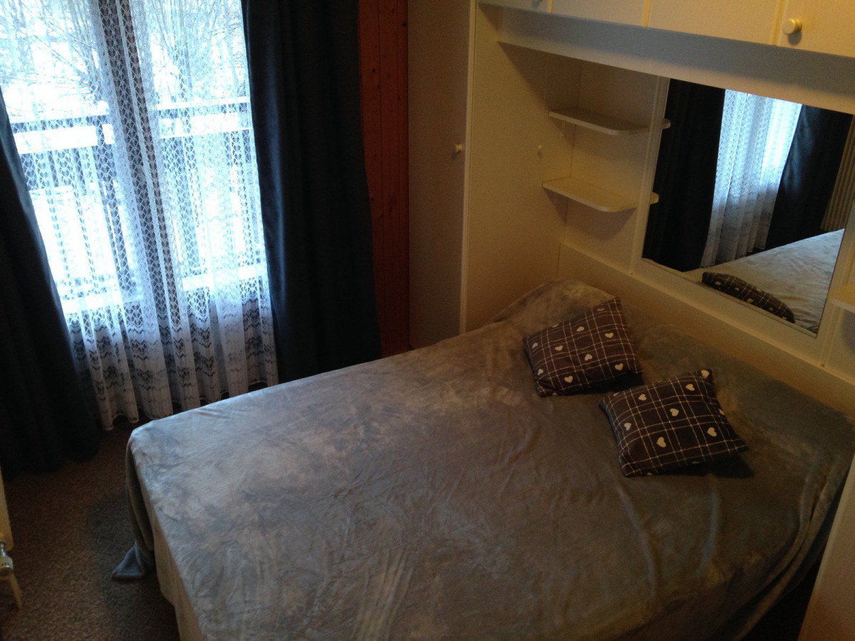 CHAMBRE - APPARTEMENT ROCHER SAINT PIERRE 1B - VALLOIRE CENTRE CHAMBRE - APPARTEMENT ROCHER SAINT PIERRE 1B - VALLOIRE CENTRE