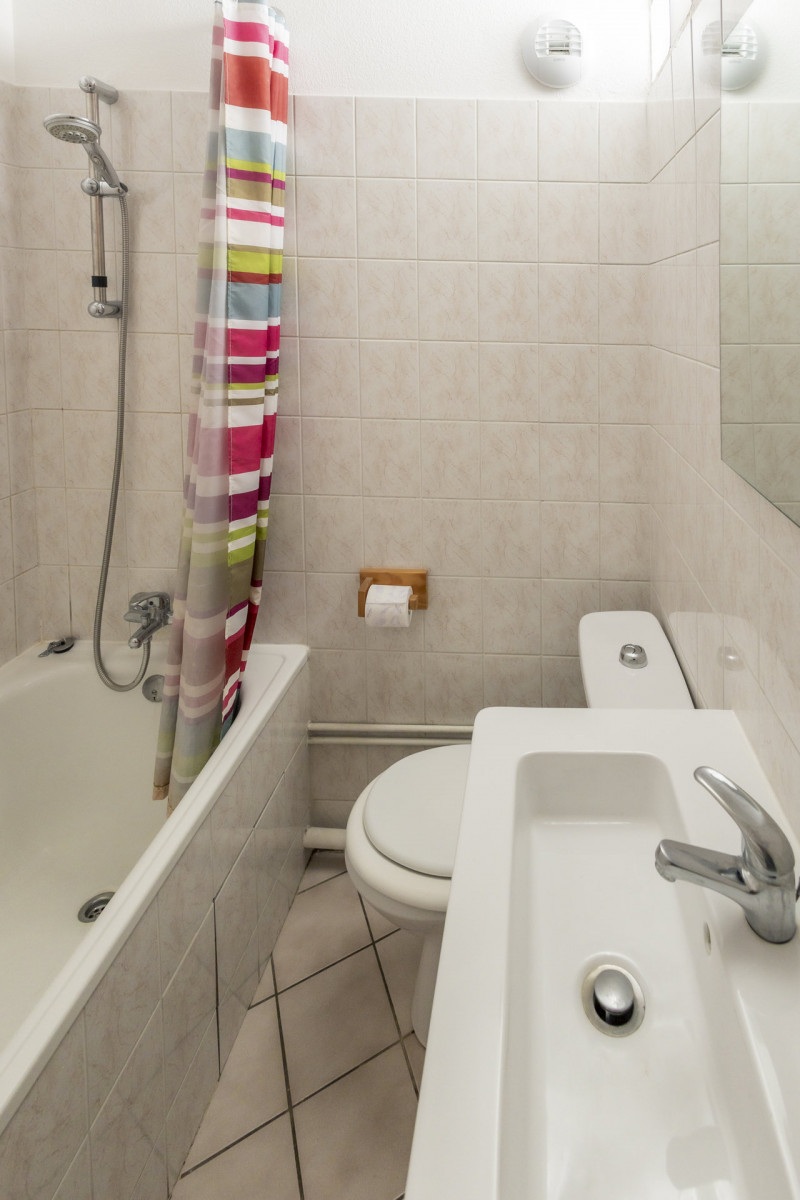 SALLE DE BAIN - STUDIO Z'ESHERRION 19 - VALLOIRE CENTRE