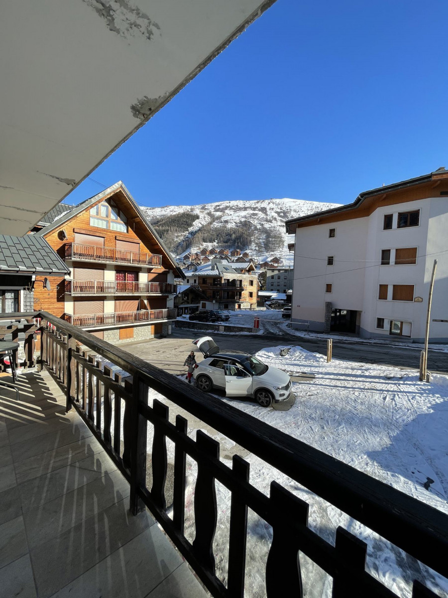 BALCON - CHALET ANGE N°2 - VALLOIRE CENTRE BALCON - CHALET ANGE N°2 - VALLOIRE CENTRE