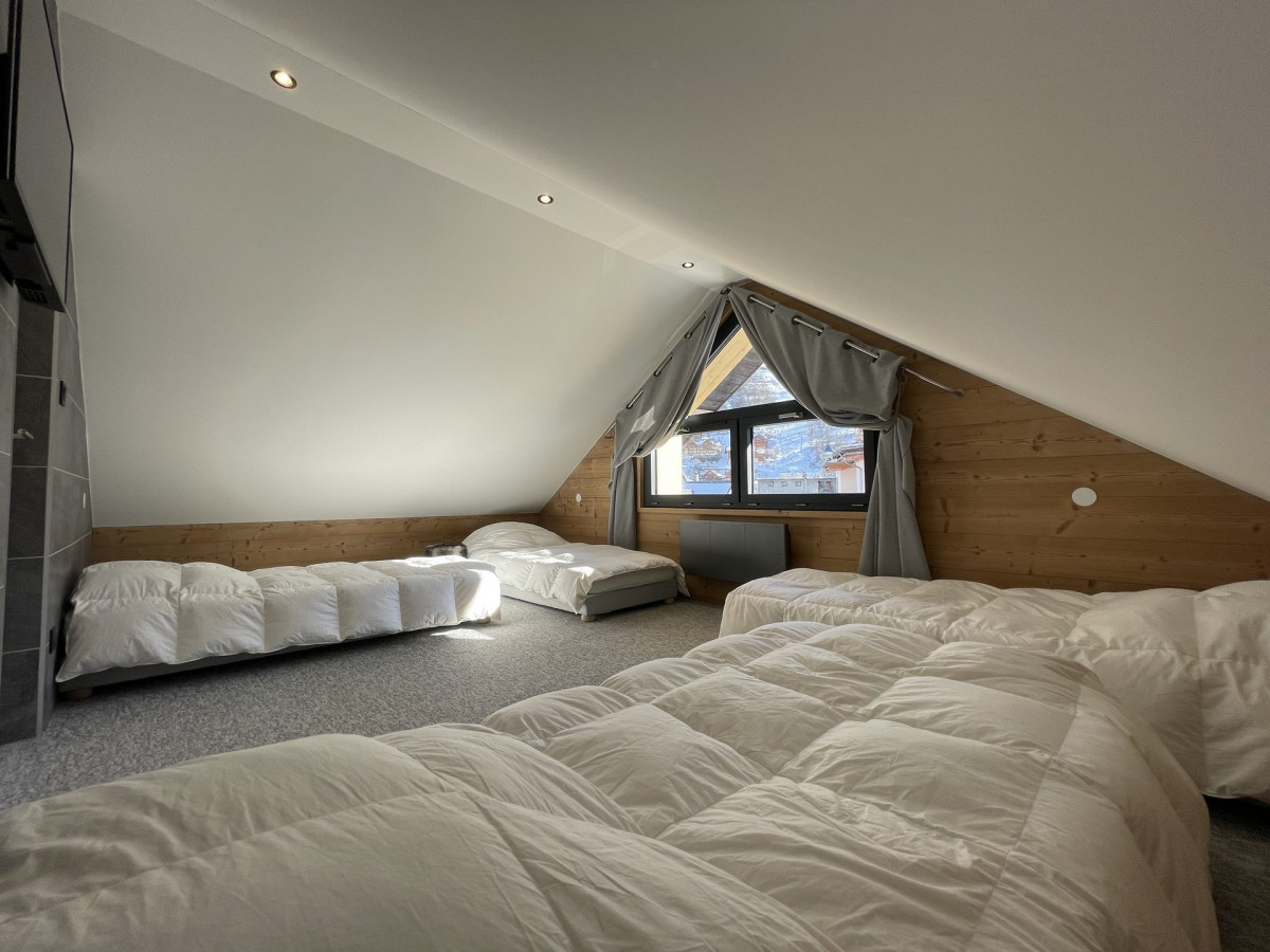CHAMBRE - CHALET ANGE N°4 - VALLOIRE CENTRE CHAMBRE - CHALET ANGE N°4 - VALLOIRE CENTRE