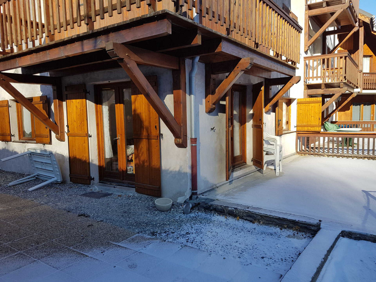 TERRASSE - APPARTEMENT REGAIN A2 - VALLOIRE CENTRE TERRASSE - APPARTEMENT REGAIN A2 - VALLOIRE CENTRE