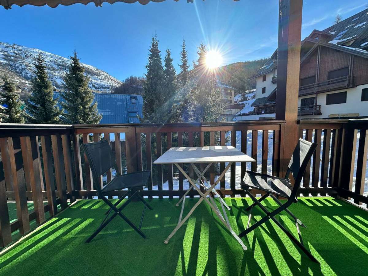 BALCON - CHALET DE TIGNY BRUYERE 3 - VALLOIRE CENTRE BALCON - CHALET DE TIGNY BRUYERE 3 - VALLOIRE CENTRE