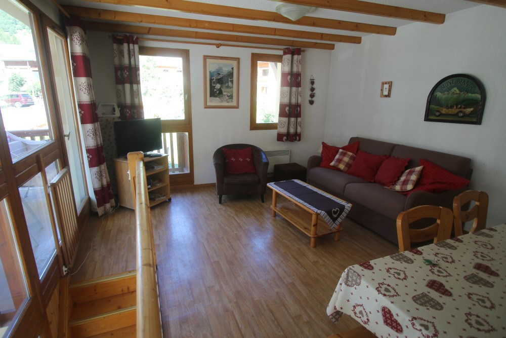 SALON - APPARTEMENT - CHALET DE TIGNY ANCOLIE A3- VALLOIRE CENTRE - VALLOIRE RESERVATIONS SALON - APPARTEMENT - CHALET DE TIGNY ANCOLIE A3- VALLOIRE CENTRE - VALLOIRE RESERVATIONS