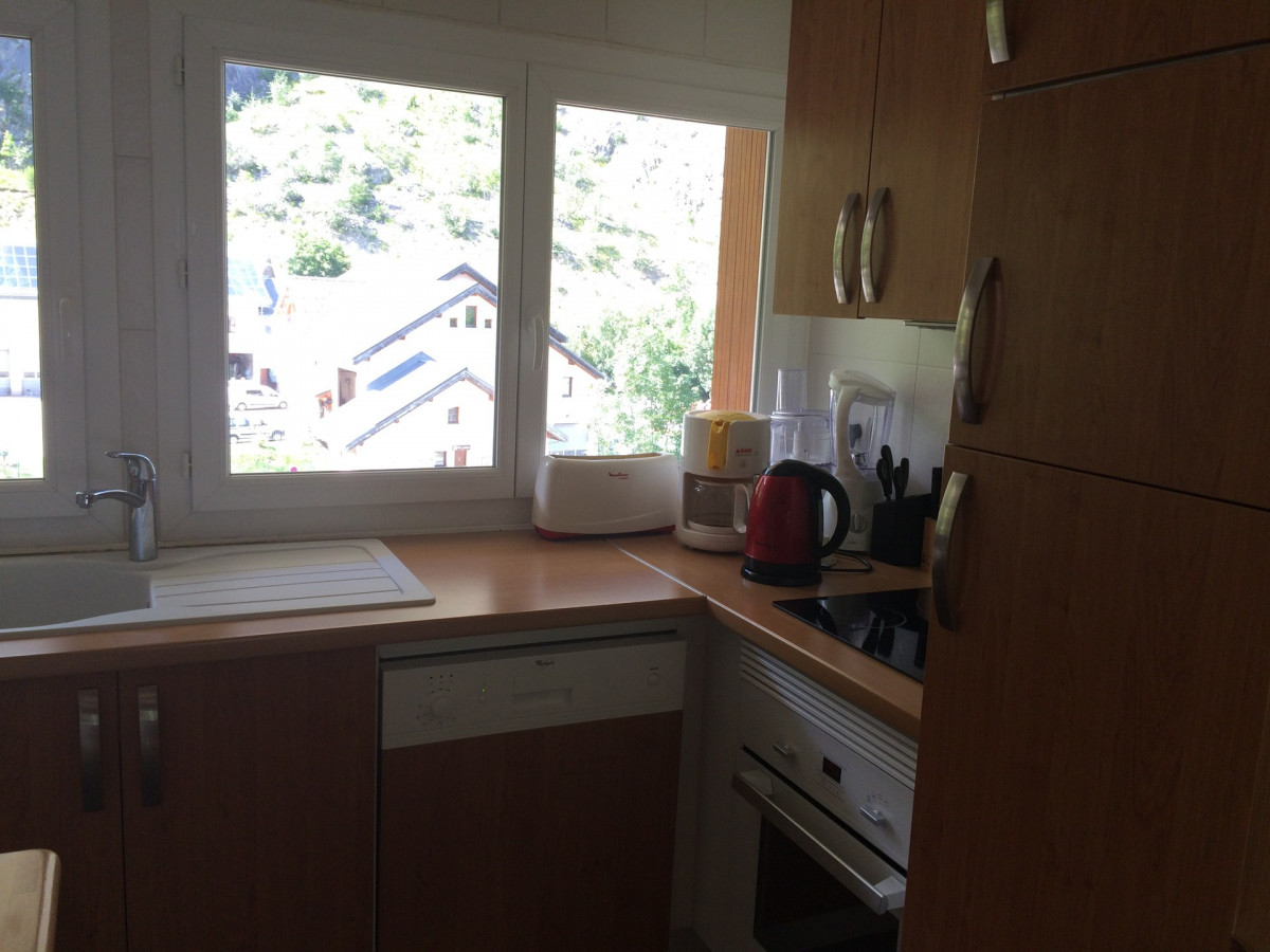 CUISINE - APPARTEMENT RESIDENCE GALIBIER 17 - VALLOIRE CENTRE CUISINE - APPARTEMENT RESIDENCE GALIBIER 17 - VALLOIRE CENTRE