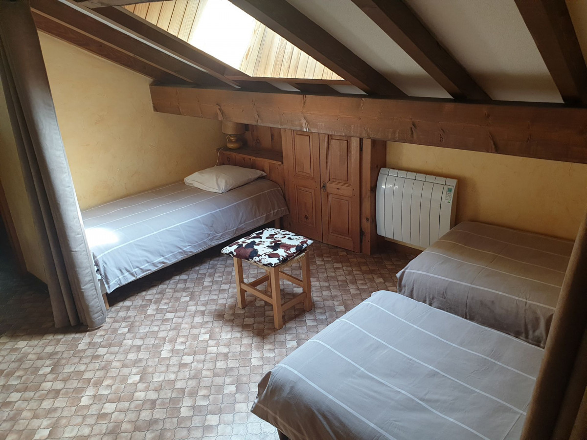 CHAMBRE - APPARTEMENT MAGNIN 4 - VALLOIRE CENTRE CHAMBRE - APPARTEMENT MAGNIN 4 - VALLOIRE CENTRE