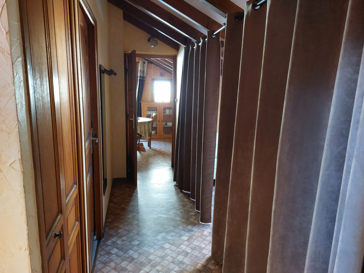 COULOIR - APPARTEMENT MAGNIN 4 - VALLOIRE CENTRE COULOIR - APPARTEMENT MAGNIN 4 - VALLOIRE CENTRE
