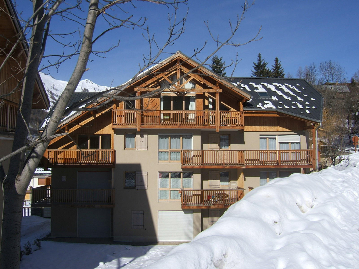 RESIDENCE - APPARTEMENT LA CLAREE C6 - VALLOIRE LES PLANS RESIDENCE - APPARTEMENT LA CLAREE C6 - VALLOIRE LES PLANS