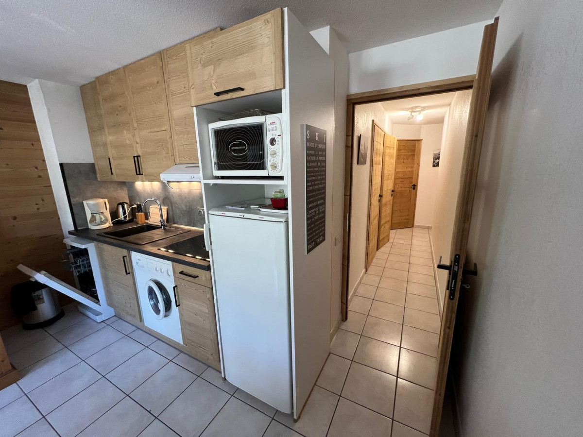 CUISINE - APPARTEMENT LA CLAREE C12 - VALLOIRE LES PLANS