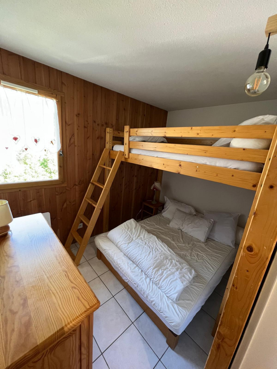 CHAMBRE 2 - APPARTEMENT LA CLAREE C12 - VALLOIRE LES PLANS