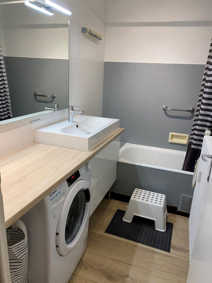 SALLE DE BAINS - APPARTEMENT LA RESIDENCE 22 - VALLOIRE CENTRE SALLE DE BAINS - APPARTEMENT LA RESIDENCE 22 - VALLOIRE CENTRE