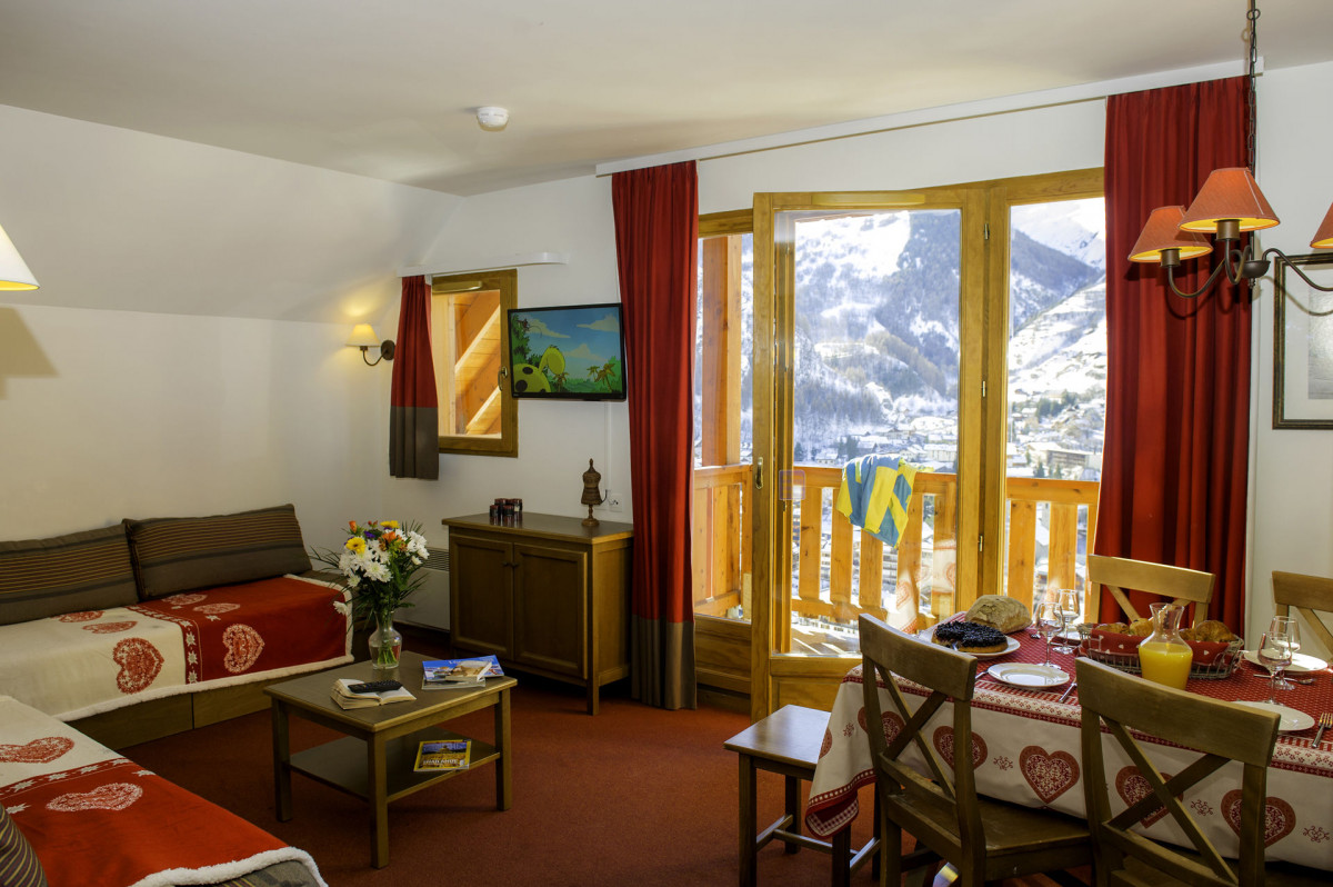 SALON - CHALETS DE VALORIA GOELIA APPARTEMENT 6 PERSONNES - VALLOIRE LES CHARBONNIERES - VALLOIRE RESERVATIONS - Photo non contractuelle SALON - CHALETS DE VALORIA GOELIA APPARTEMENT 6 PERSONNES - VALLOIRE LES CHARBONNIERES - VALLOIRE RESERVATIONS - Photo non contractuelle