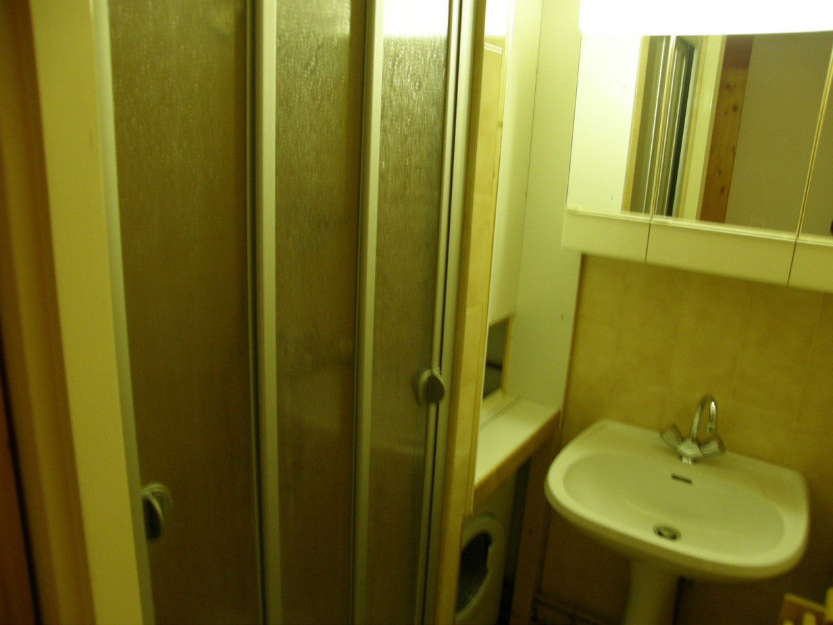 SALLE D'EAU - APPARTEMENT  THYMEL 21- VALLOIRE LES VERNEYS 