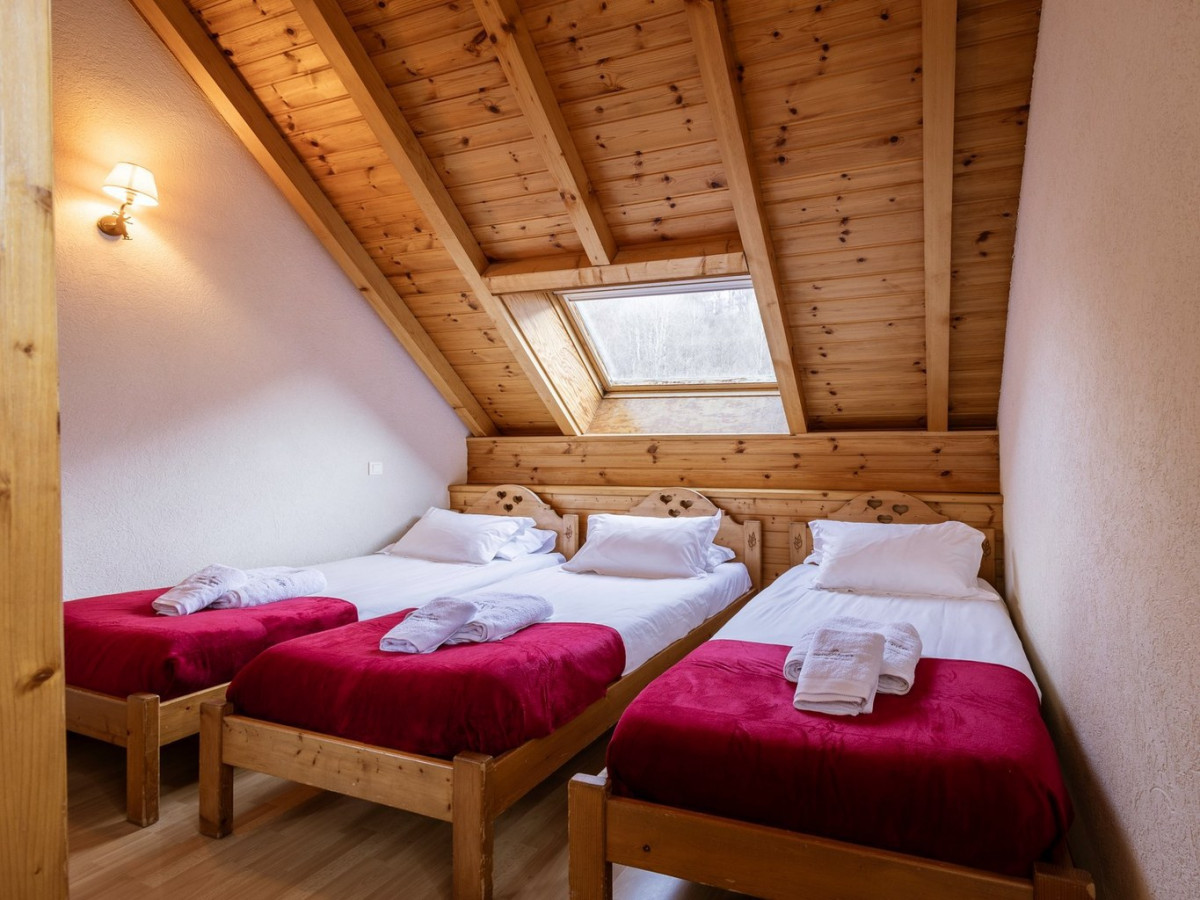 CHAMBRE - APPARTEMENT FERMES DU PLANET 4 - VALLOIRE LES VERNEYS