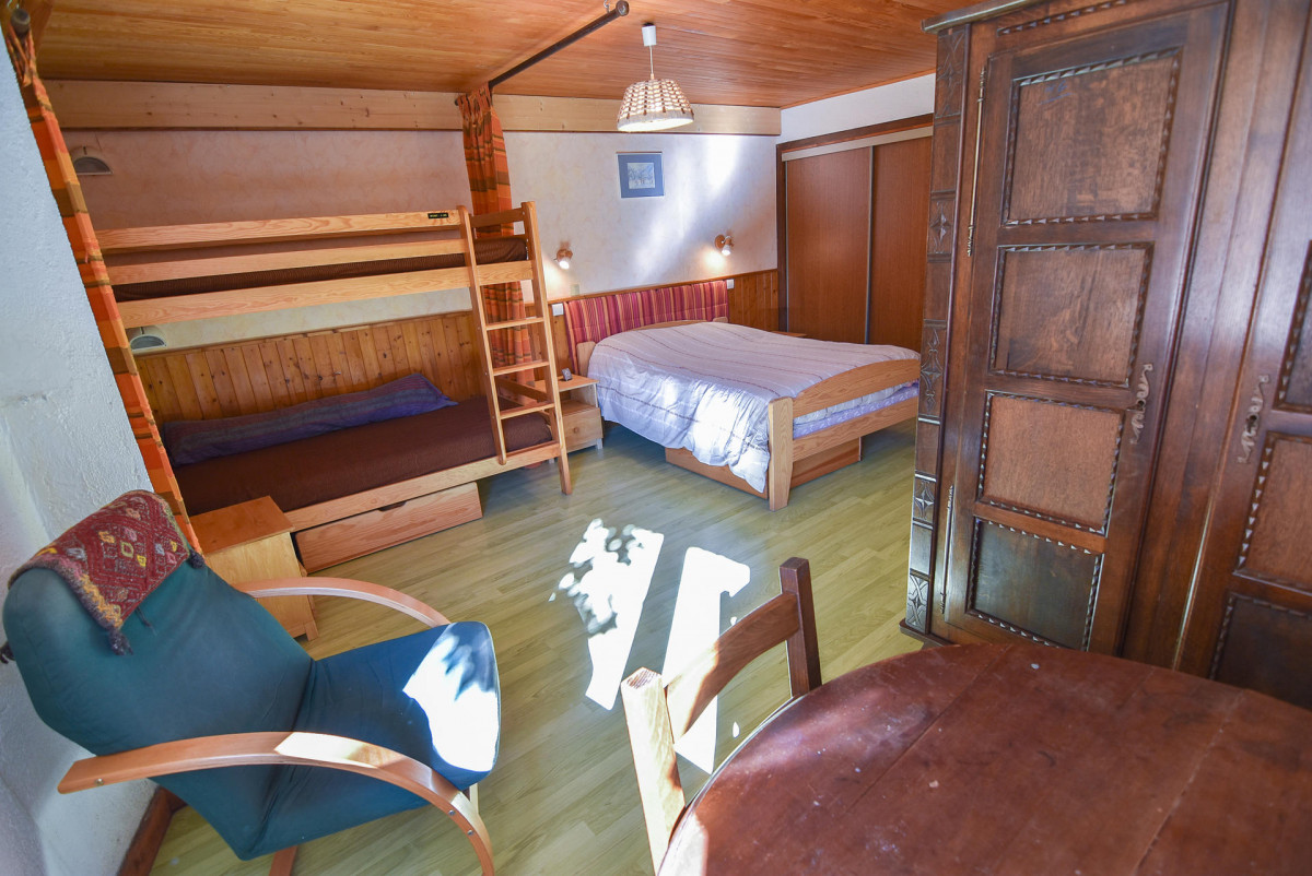 CHAMBRE- APPARTEMENT CHOSEAUX - VALLOIRE CENTRE CHAMBRE- APPARTEMENT CHOSEAUX - VALLOIRE CENTRE