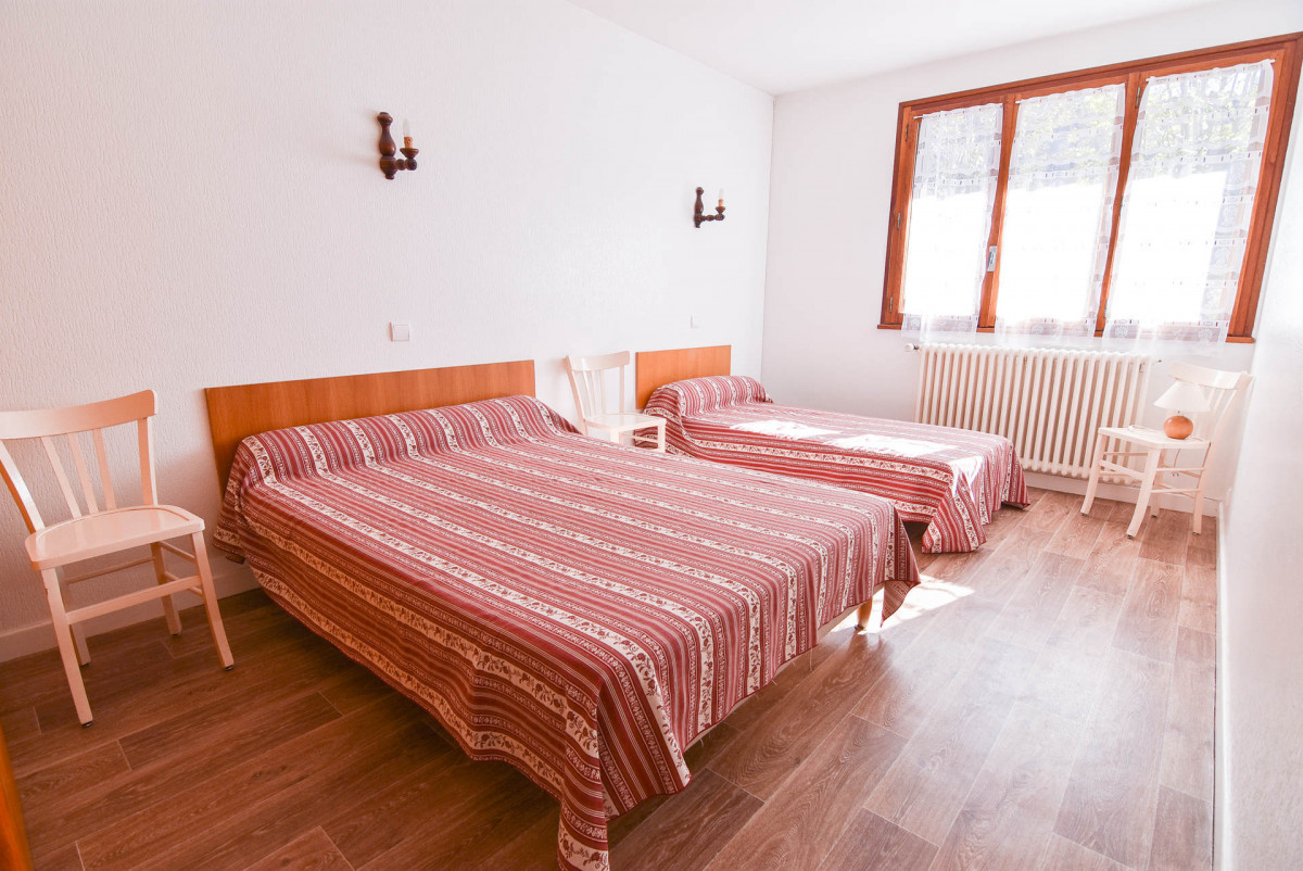 CHAMBRE - CHALET LU CREPON - VALLOIRE CHOSEAUX VILLE CHAMBRE - CHALET LU CREPON - VALLOIRE CHOSEAUX VILLE