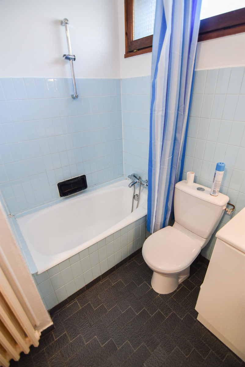 SALLE DE BAINS - CHALET LU CREPON - VALLOIRE CHOSEAUX VILLE SALLE DE BAINS - CHALET LU CREPON - VALLOIRE CHOSEAUX VILLE