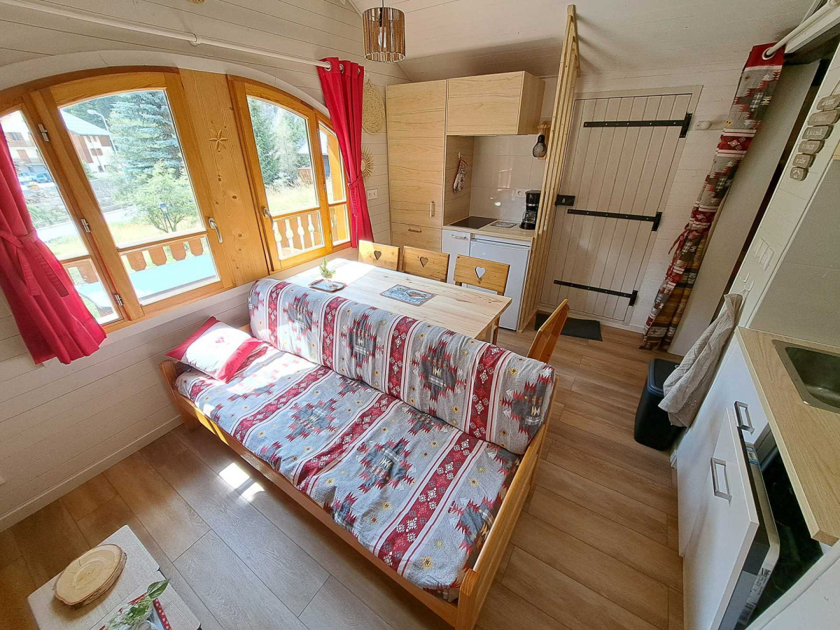 COIN CUISINE - CHALET BONNE EAU 1 -VALLOIRE LA BORGE COIN CUISINE - CHALET BONNE EAU 1 -VALLOIRE LA BORGE
