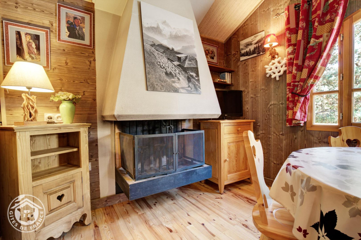 SEJOUR - CHALET BONNE EAU A -VALLOIRE LA BORGE SEJOUR - CHALET BONNE EAU A -VALLOIRE LA BORGE