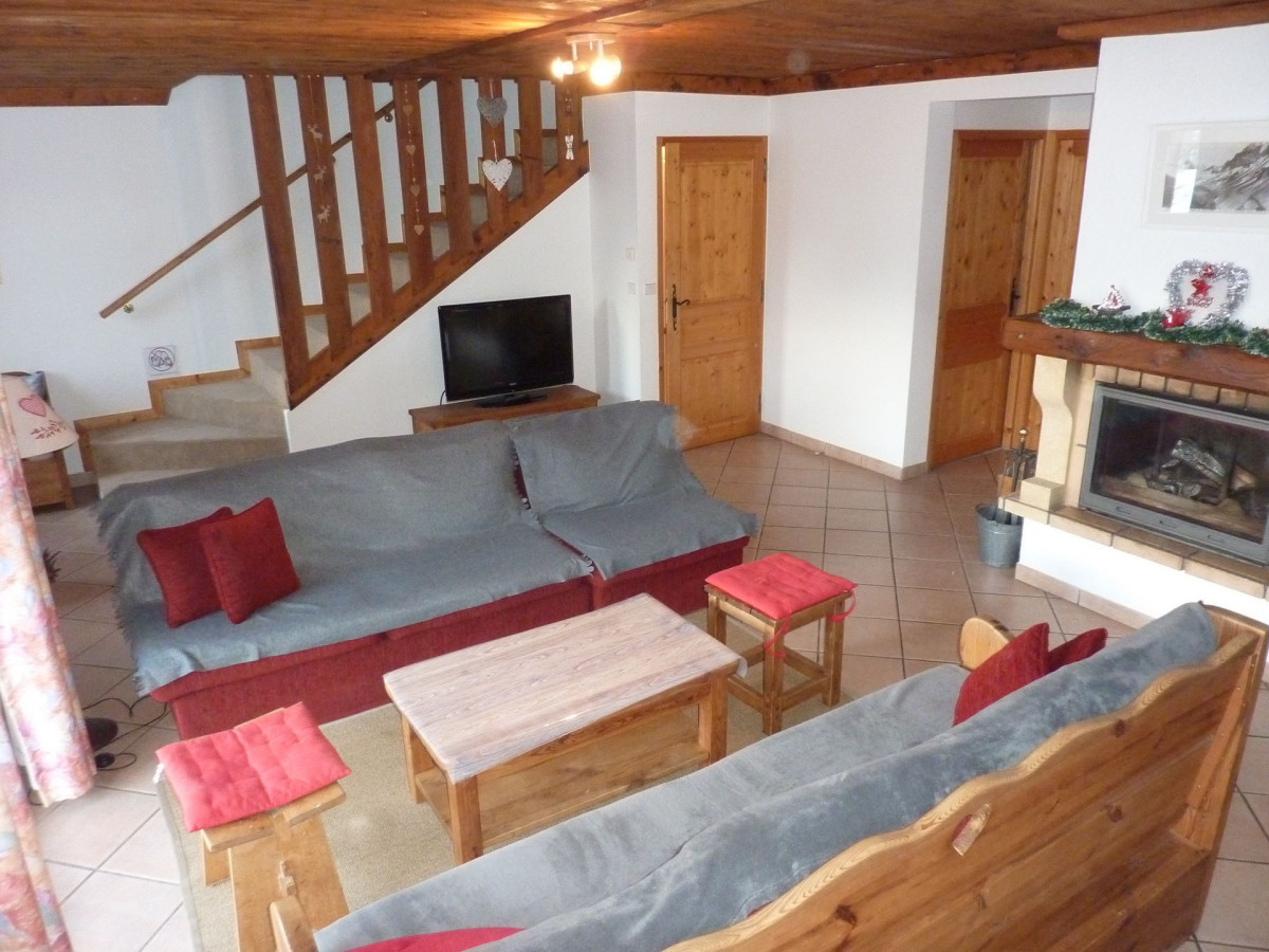 SALON - CHALET CLAVELLA - ARCHAZ VALLOIRE - VALLOIRE RESERVATIONS SALON - CHALET CLAVELLA - ARCHAZ VALLOIRE - VALLOIRE RESERVATIONS