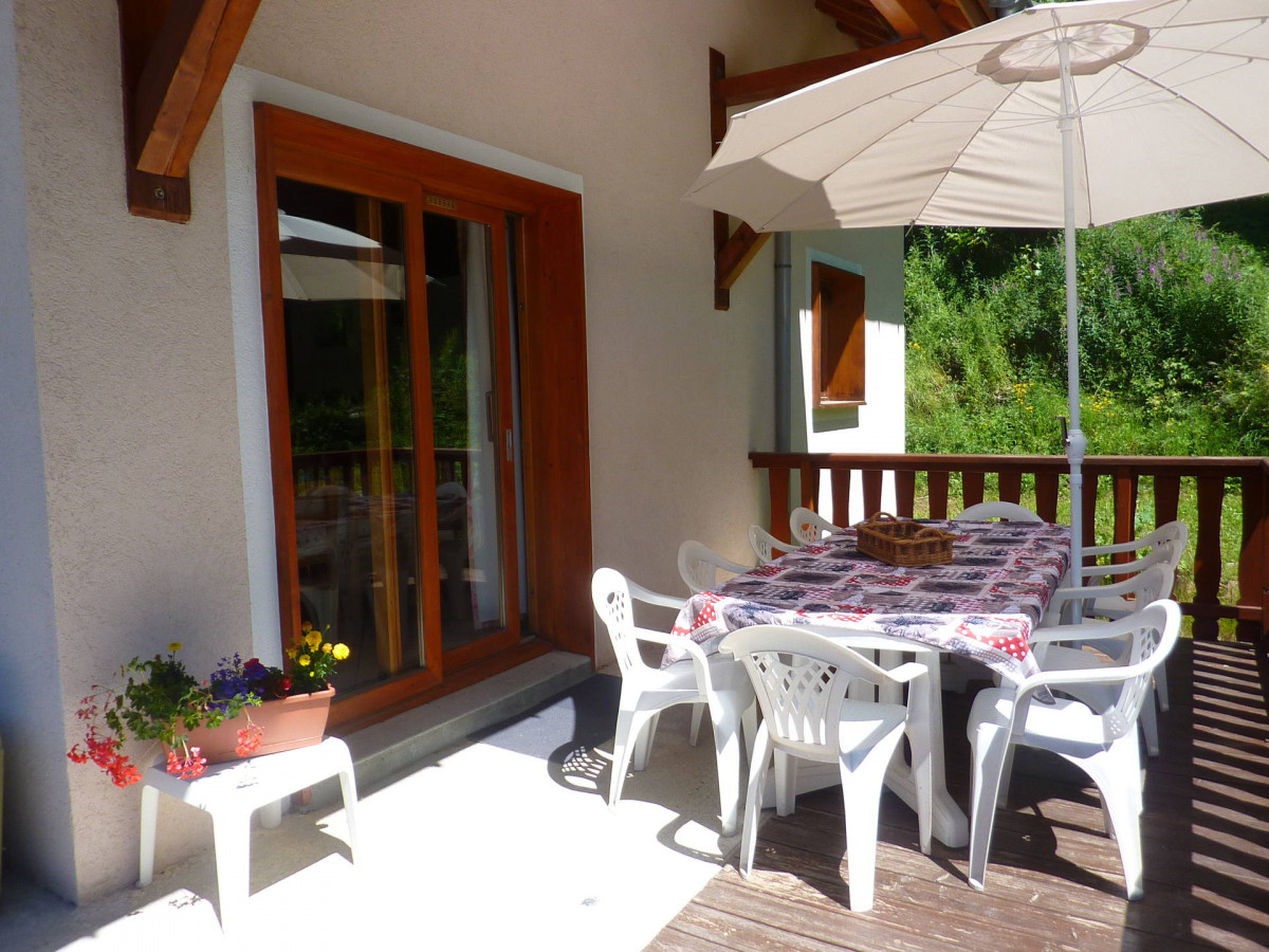 TERRASSE - CHALET CLAVELLA - ARCHAZ VALLOIRE TERRASSE - CHALET CLAVELLA - ARCHAZ VALLOIRE