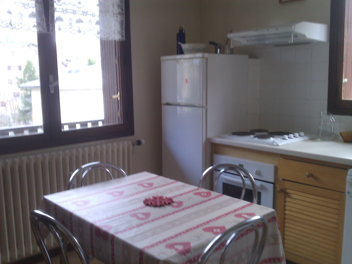 CUISINE - APPARTEMENT LES EDELWEISS 2 - LES PLANS VALLOIRE CUISINE - APPARTEMENT LES EDELWEISS 2 - LES PLANS VALLOIRE