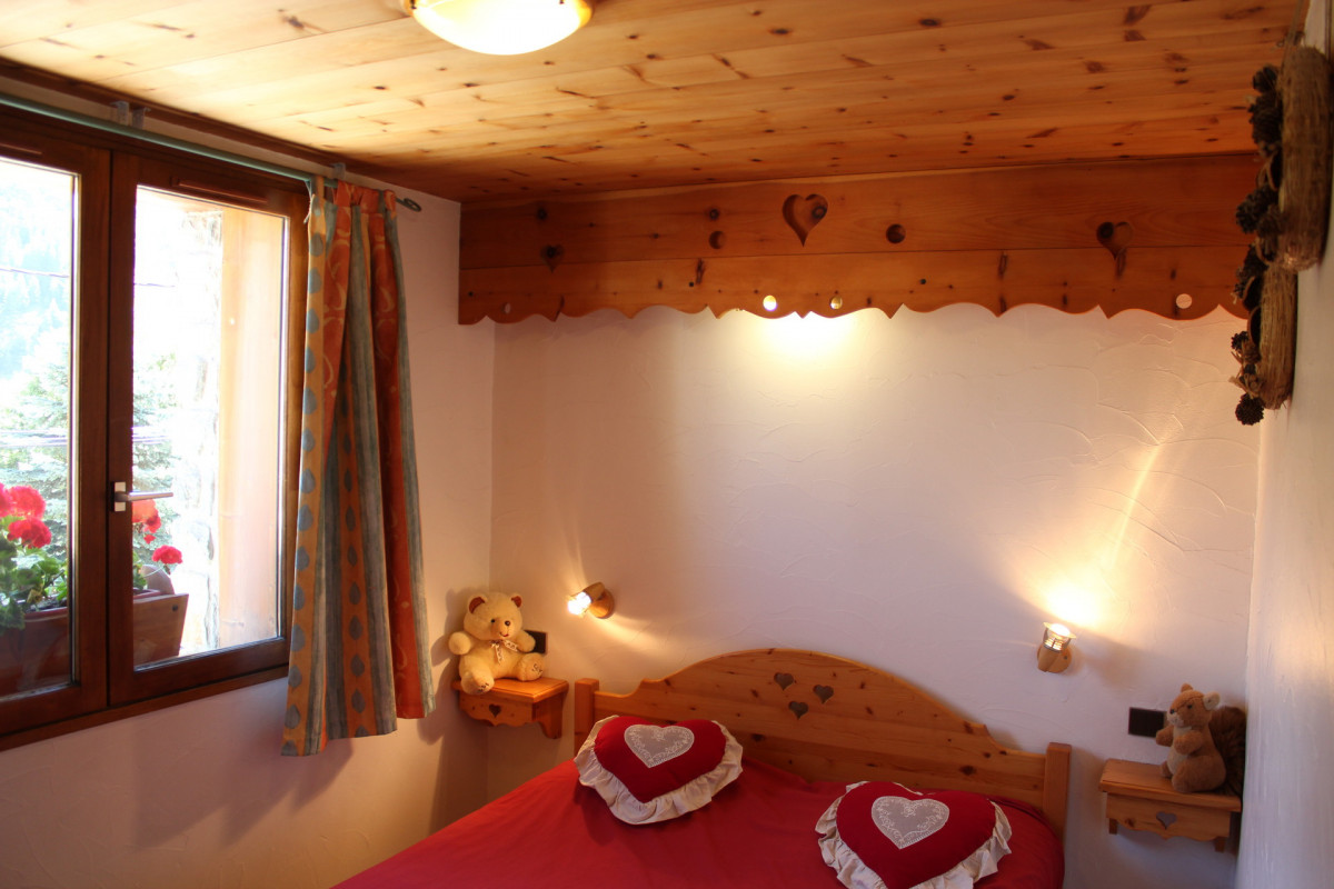 CHAMBRE - APPARTEMENT LES ANCOLIES PRIMEVERE - VALLOIRE LES CLOTS CHAMBRE - APPARTEMENT LES ANCOLIES PRIMEVERE - VALLOIRE LES CLOTS