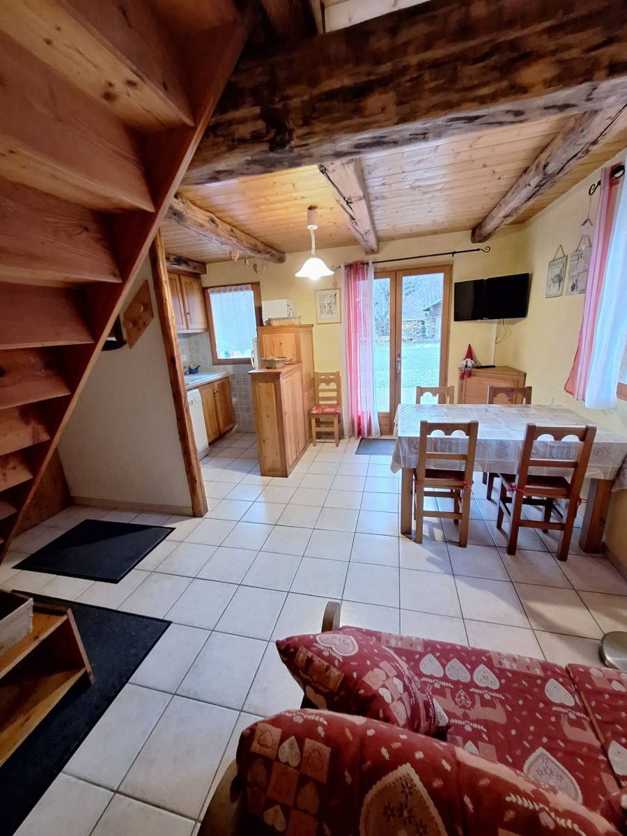 SALON - APPARTEMENT CHALET LAURENT - VALLOIRE MOULIN BENJAMIN - VALLOIRE RESERVATIONS SALON - APPARTEMENT CHALET LAURENT - VALLOIRE MOULIN BENJAMIN - VALLOIRE RESERVATIONS