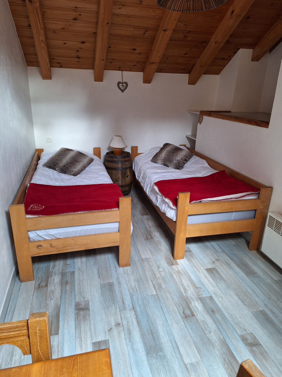 CHAMBRE - APPARTEMENT CHALET LAURENT - VALLOIRE MOULIN BENJAMIN CHAMBRE - APPARTEMENT CHALET LAURENT - VALLOIRE MOULIN BENJAMIN