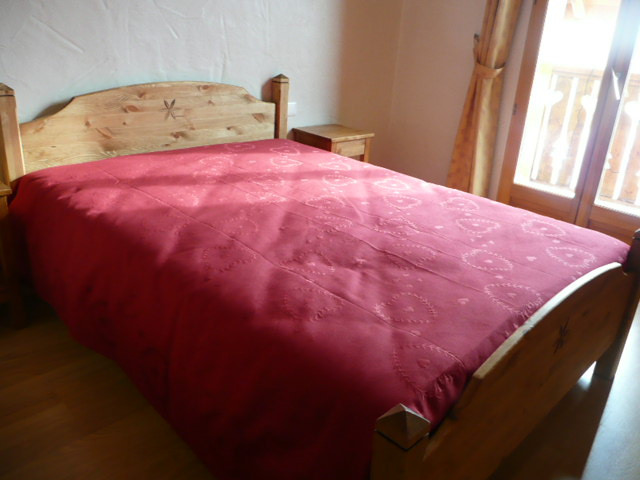 CHALBRE - APPARTEMENT CHALET LES AIGUILLES POINTU - VALLOIRE LES CLOTS CHALBRE - APPARTEMENT CHALET LES AIGUILLES POINTU - VALLOIRE LES CLOTS