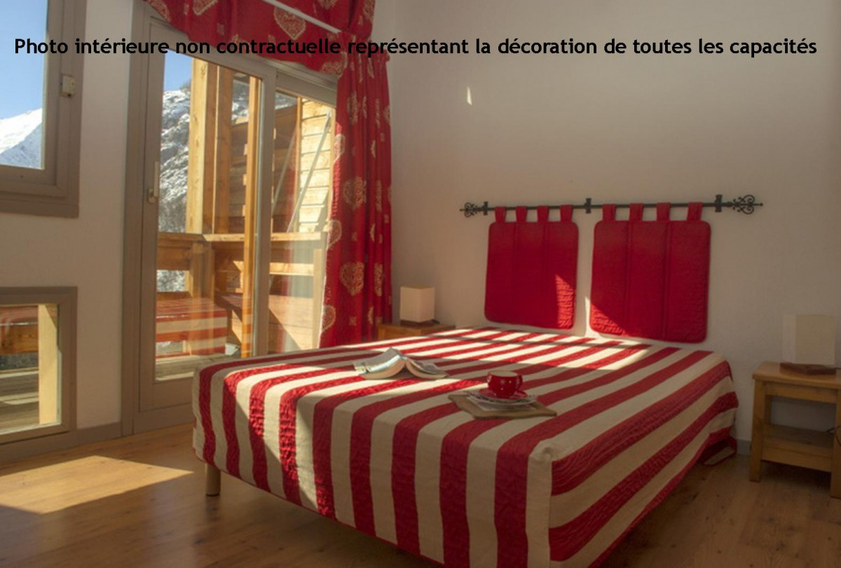 _lv_images__lot_0003820043_05_37588060