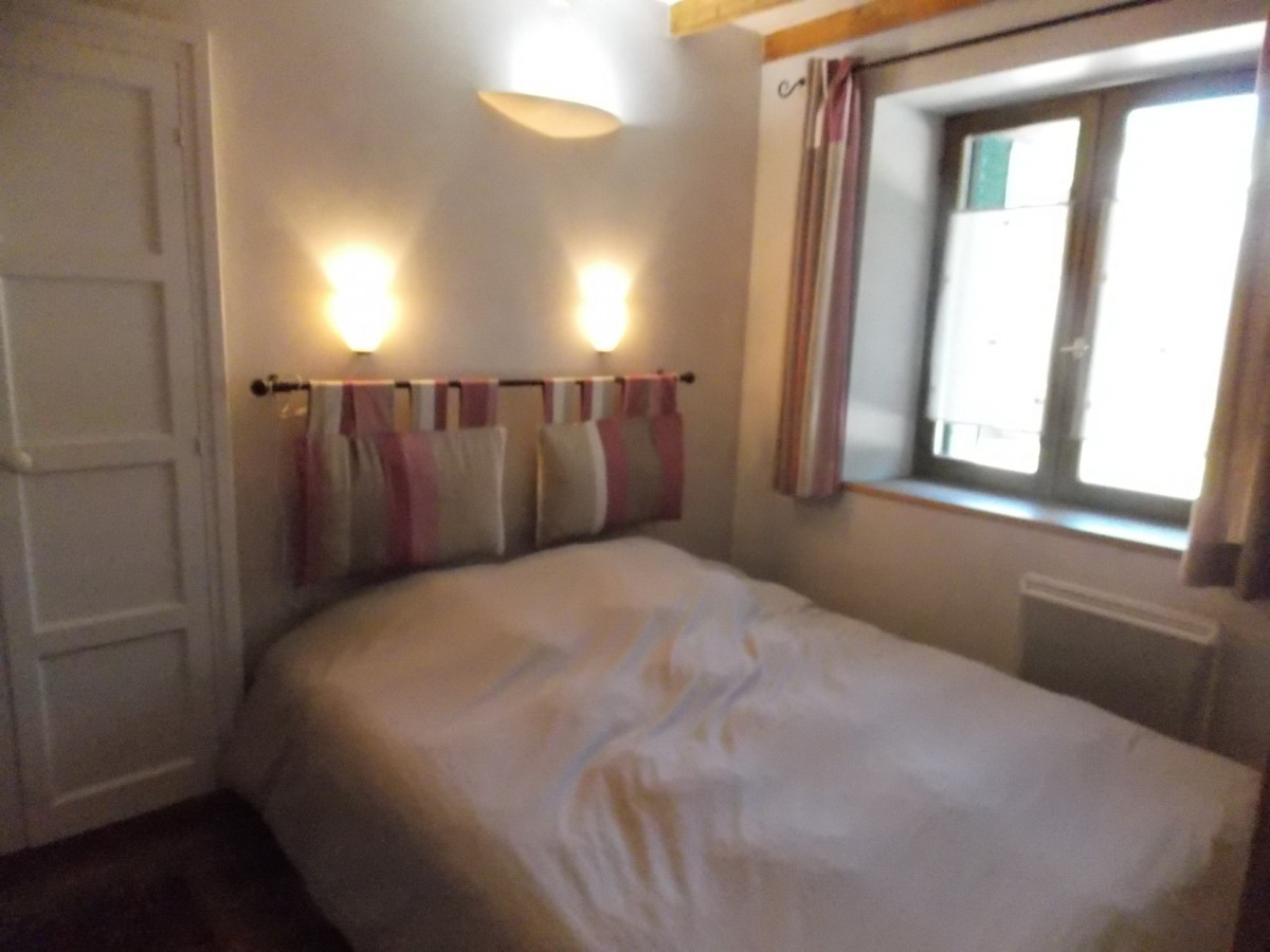 CHAMBRE- APPARTEMENT CHEZ JEAN BAPTISTE ALP DE VIRGILE - VALLOIRE LES VERNEYS CHAMBRE- APPARTEMENT CHEZ JEAN BAPTISTE ALP DE VIRGILE - VALLOIRE LES VERNEYS