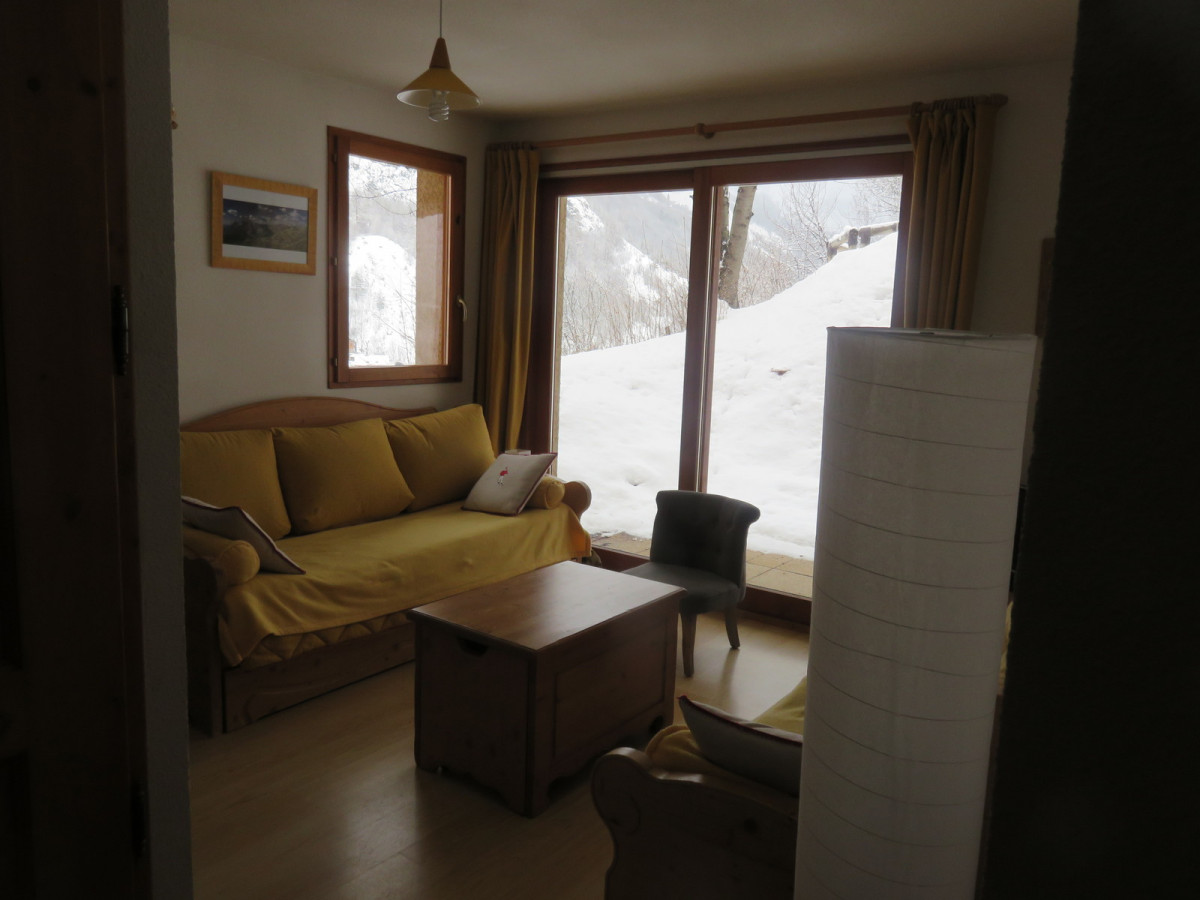 SALON - APPARTEMENT VAL DES NEIGES 2- VALLOIRE CENTRE-VALLOIRE RESERVATIONS