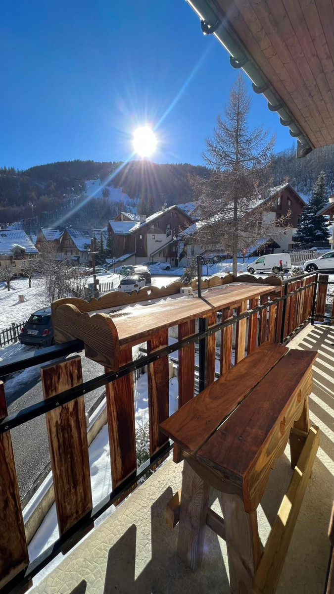 BALCON- APPARTEMENT CHALET LA VITESSE - VALLOIRE CENTRE BALCON- APPARTEMENT CHALET LA VITESSE - VALLOIRE CENTRE