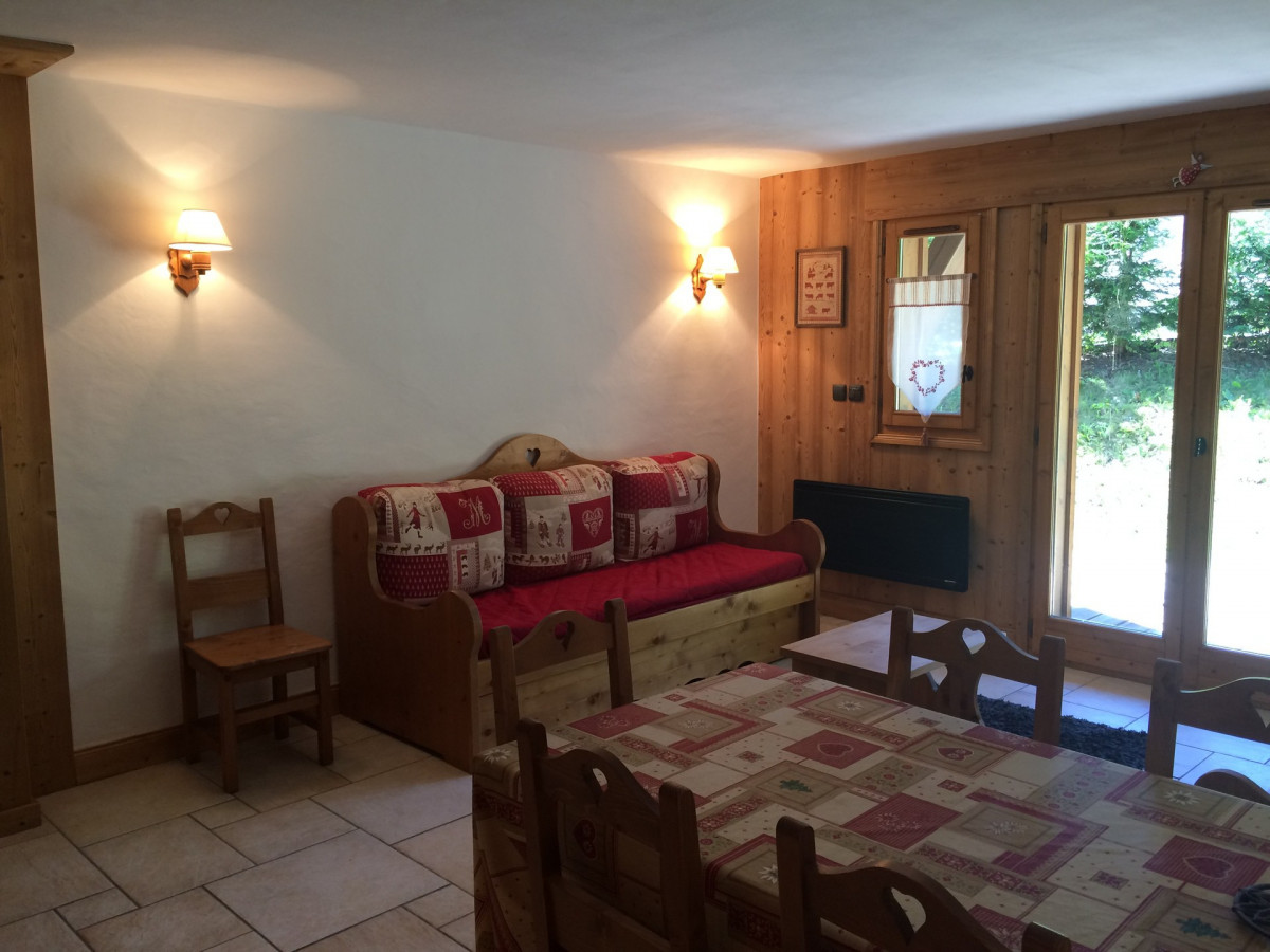 SALON - CHALETS DE MARIE APPARTEMENT C1 - VALLOIRE LA GRAND VY - VALLOIRE RESERVATIONS SALON - CHALETS DE MARIE APPARTEMENT C1 - VALLOIRE LA GRAND VY - VALLOIRE RESERVATIONS