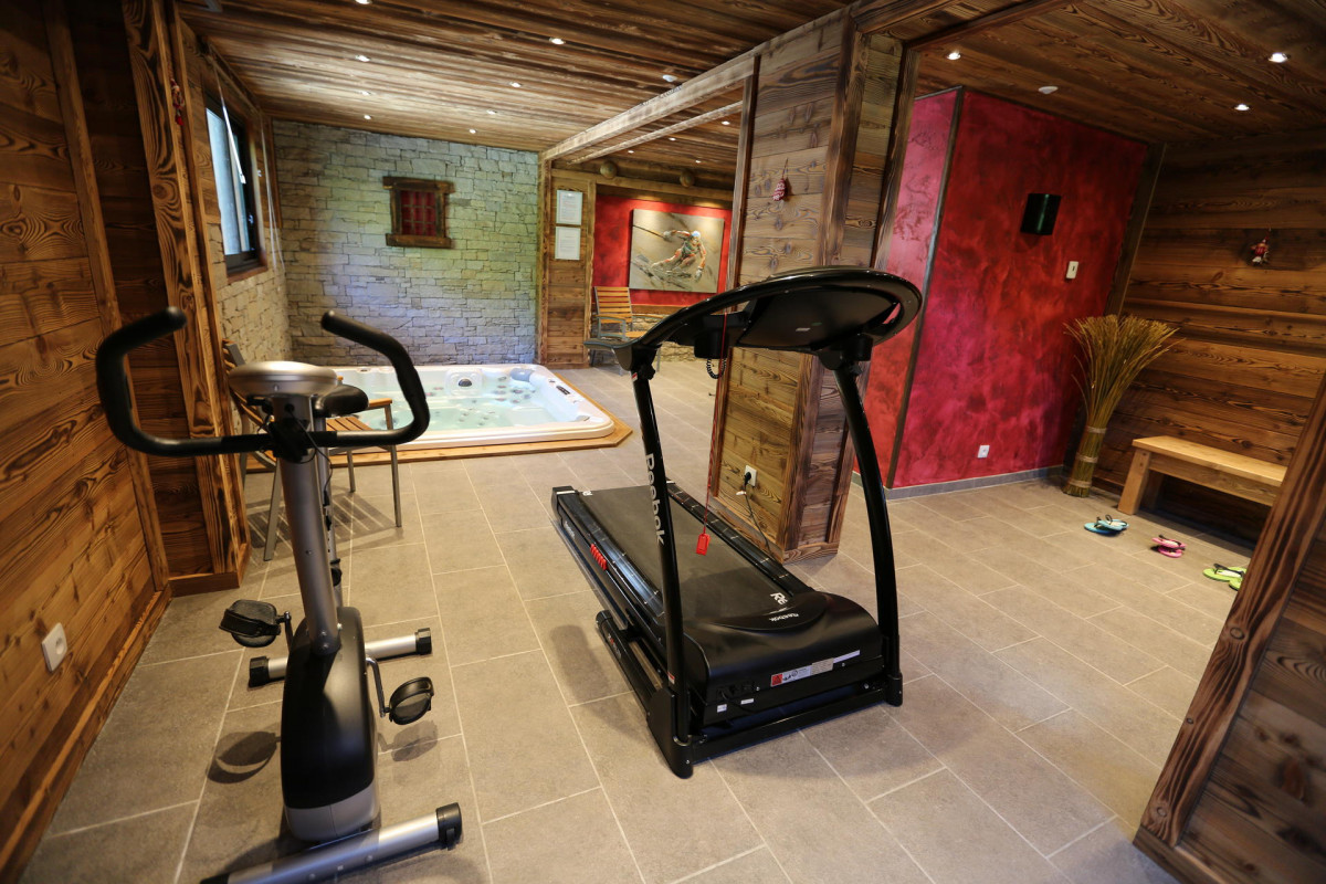 SALLE SPORT - APPARTEMENT CHEZ JUSTE FERME DES MOULINS-VALLOIRE LES VERNEYS SALLE SPORT - APPARTEMENT CHEZ JUSTE FERME DES MOULINS-VALLOIRE LES VERNEYS