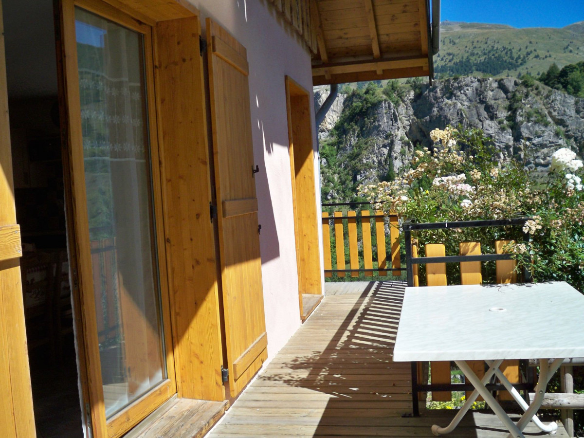 BALCON - CHALET LA MOULINIERE APPARTEMENT 2 - VALLOIRE LE SERROZ BALCON - CHALET LA MOULINIERE APPARTEMENT 2 - VALLOIRE LE SERROZ