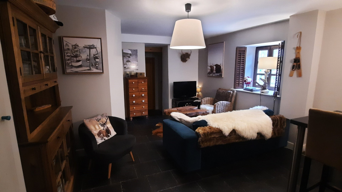SALON - APPARTEMENT MONT DES HUILES 1 - VALLOIRE LA RIVINE - VALLOIRE RESERVATIONS SALON - APPARTEMENT MONT DES HUILES 1 - VALLOIRE LA RIVINE - VALLOIRE RESERVATIONS