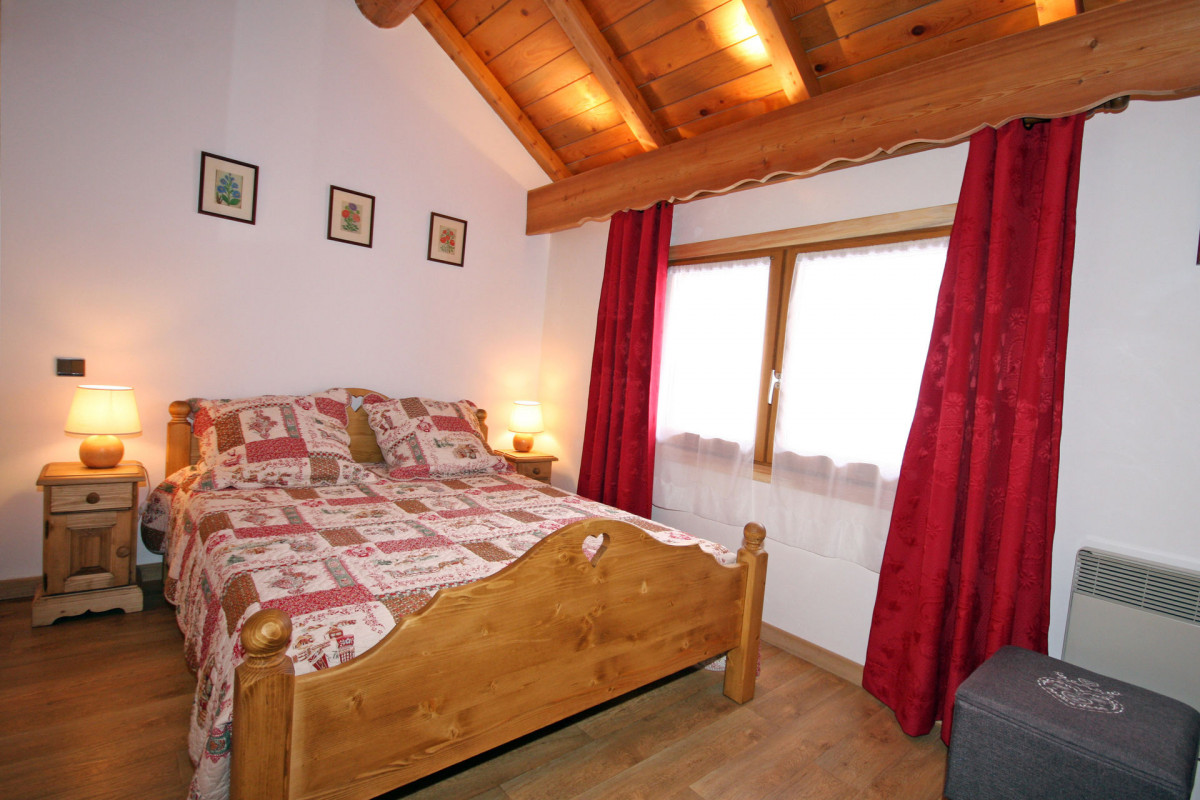 CHAMBRE - APPARTEMENT ETOILE D'ARGENT - VALLOIRE CENTRE CHAMBRE - APPARTEMENT ETOILE D'ARGENT - VALLOIRE CENTRE