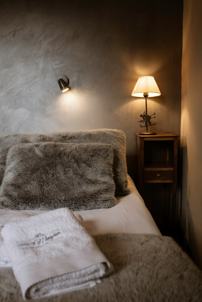 CHAMBRE - APPARTEMENT ETOILE DES NEIGES 4 - VALLOIRE CENTRE CHAMBRE - APPARTEMENT ETOILE DES NEIGES 4 - VALLOIRE CENTRE