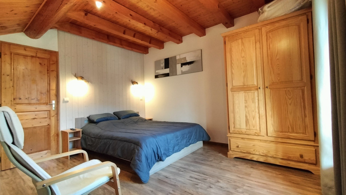 CHAMBRE - CHALET CHEZ BESSON - VALLOIRE LA BORGE CHAMBRE - CHALET CHEZ BESSON - VALLOIRE LA BORGE