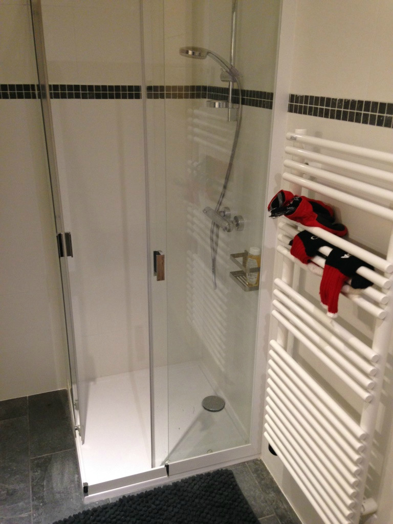 SALLE D'EAU- CHALET LA TANIERE - VALLOIRE LES CLOTS 