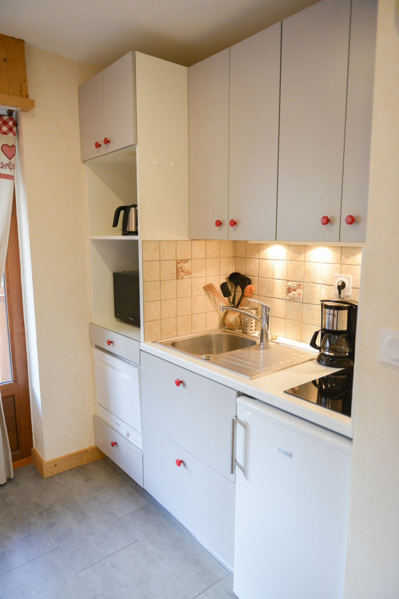 CUISINE - STUDIO STEM ROCHEBRUNE - VALLOIRE CENTRE CUISINE - STUDIO STEM ROCHEBRUNE - VALLOIRE CENTRE