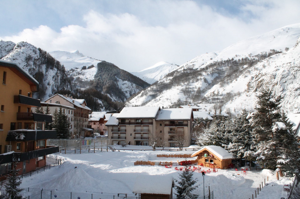 VUE HIVER - STUDIO STEM ROCHEBRUNE - VALLOIRE CENTRE VUE HIVER - STUDIO STEM ROCHEBRUNE - VALLOIRE CENTRE