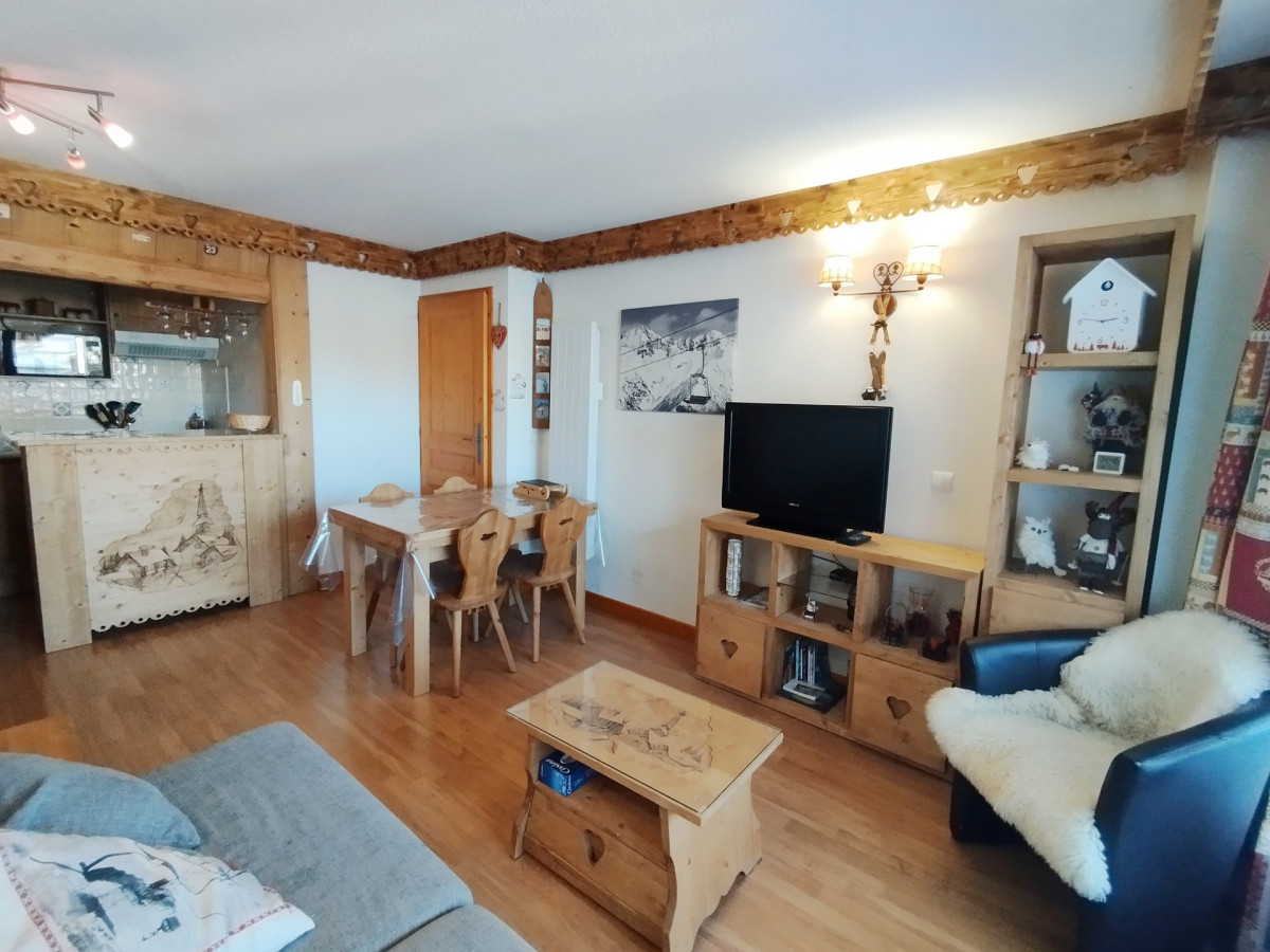 SALON - APPARTEMENT HAMEAU DE LA VALLEE D'OR DRYADES 105 - LES CHARBONNIERES VALLOIRE